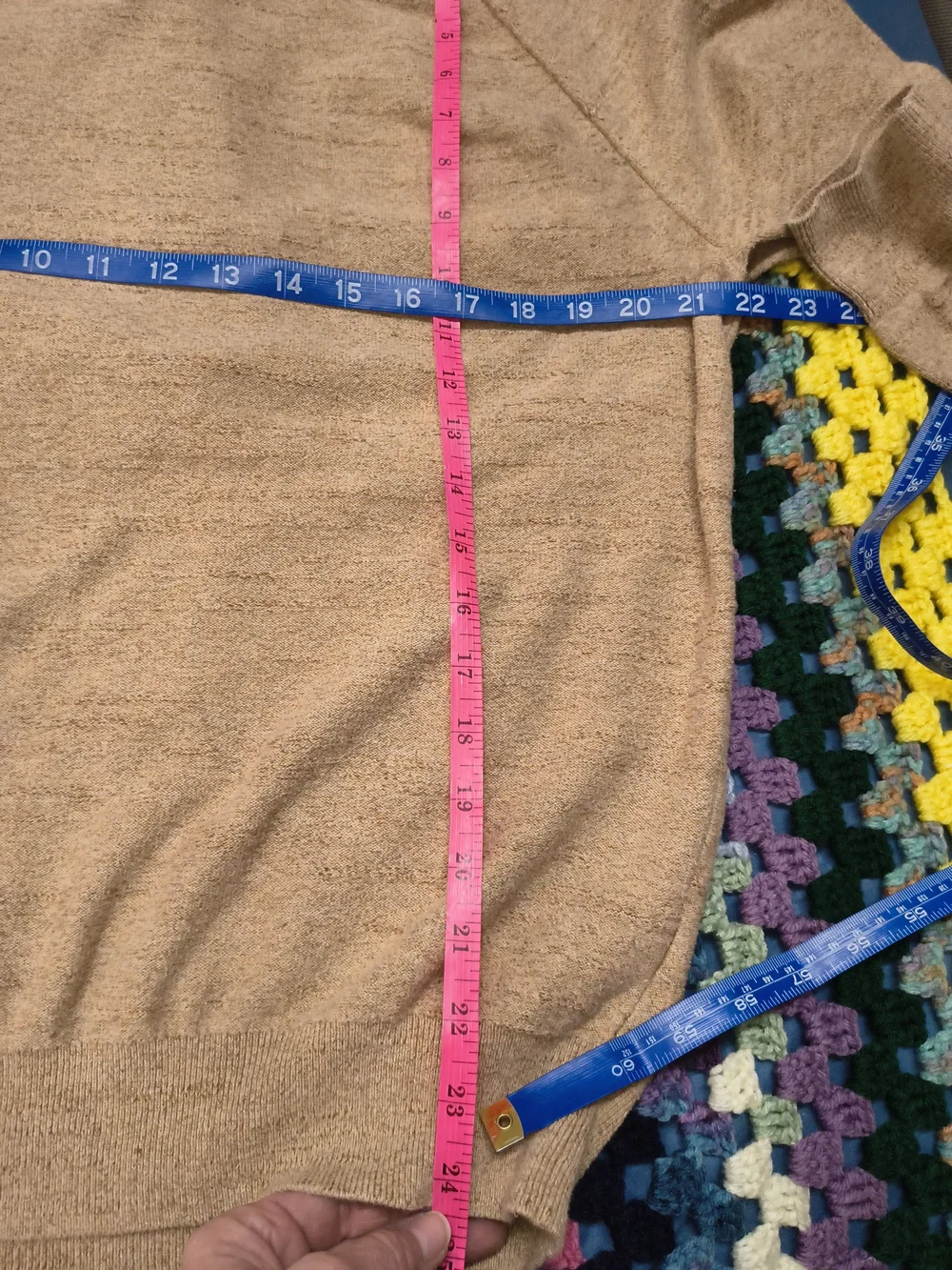 J. Crew Men’s Crewneck Sweater in Beige 🔥